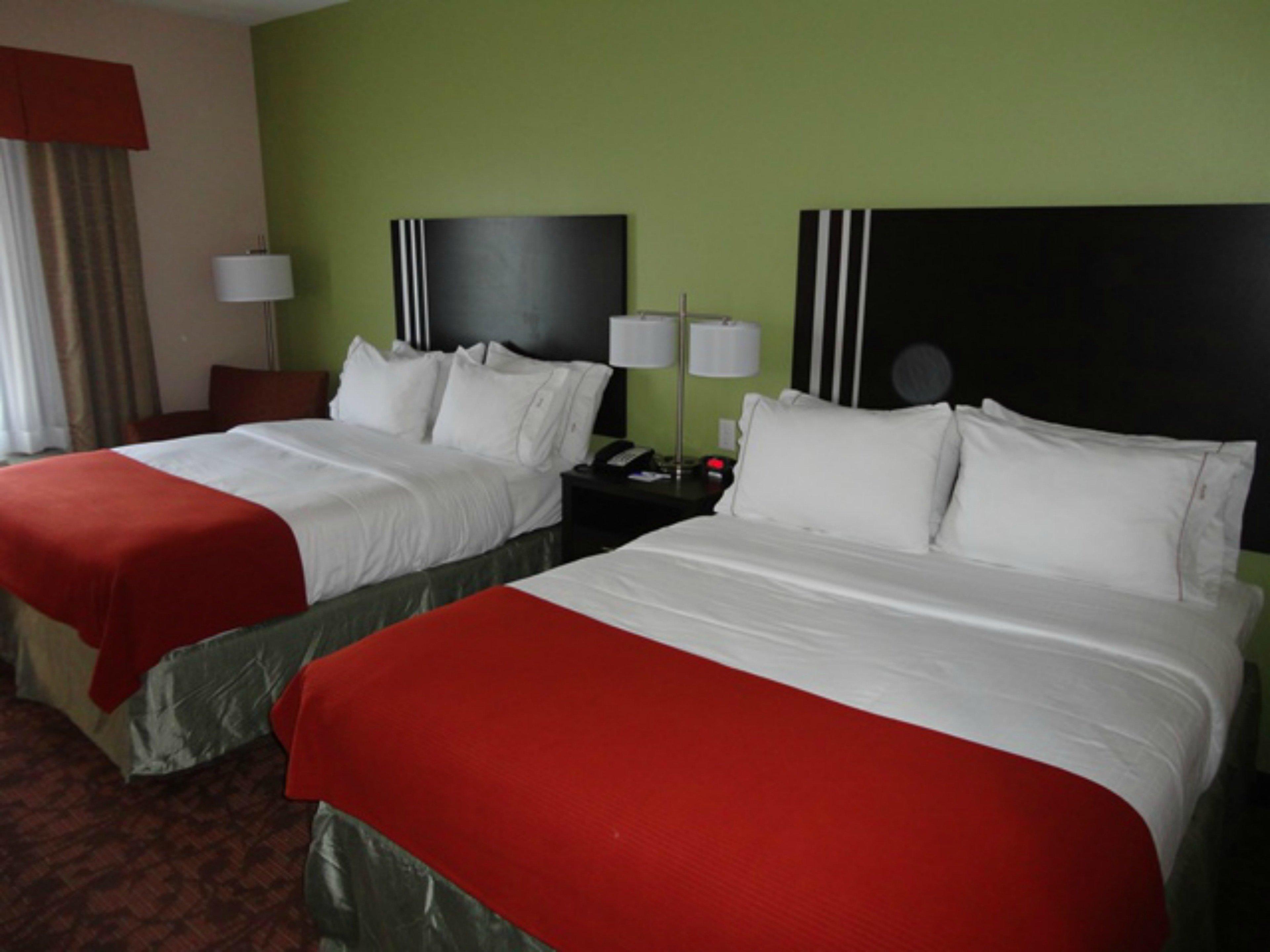 Holiday Inn Express Kenedy By Ihg Экстерьер фото